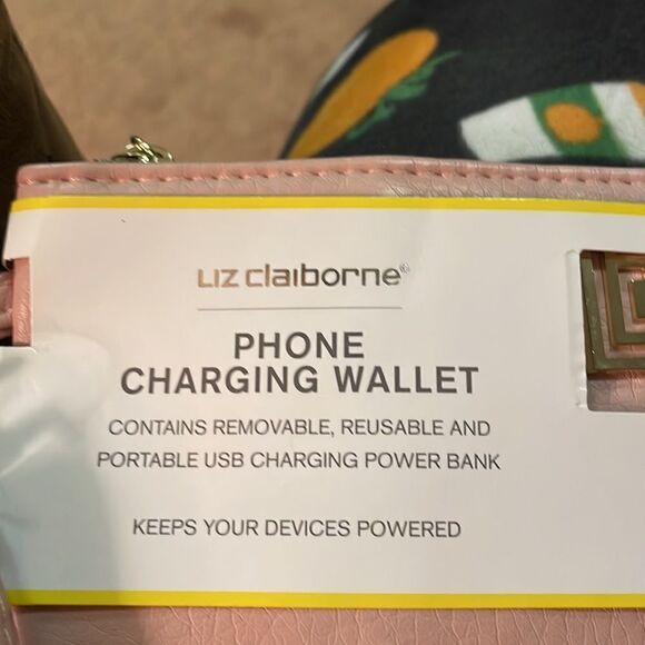 Liz Claiborne charging wallet - NWT - Picture 2 of 4